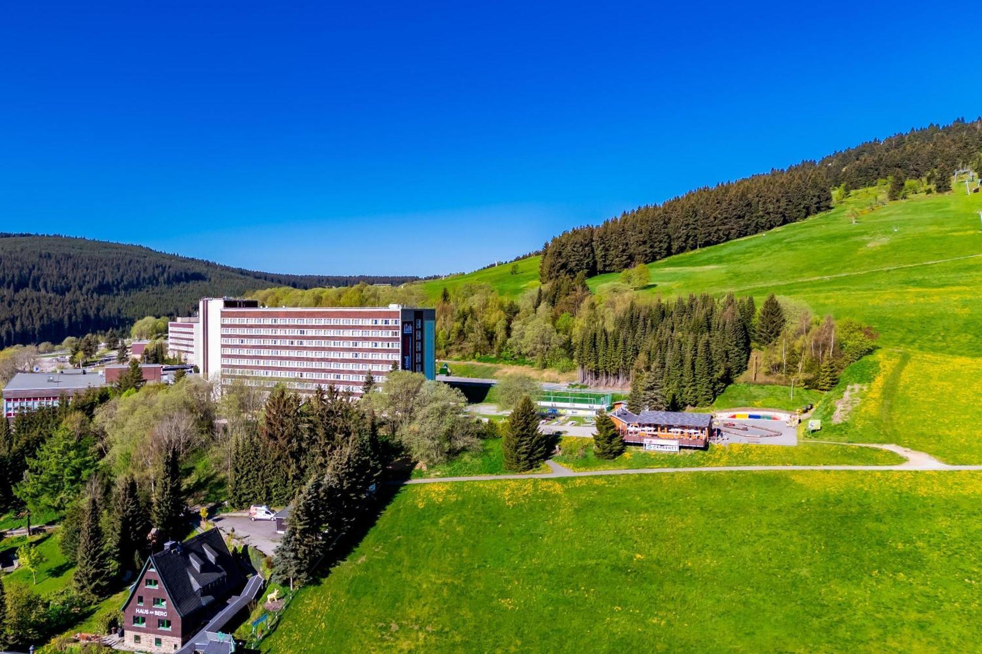 אוברוויזנטל Ahorn Hotel Am Fichtelberg מראה חיצוני תמונה